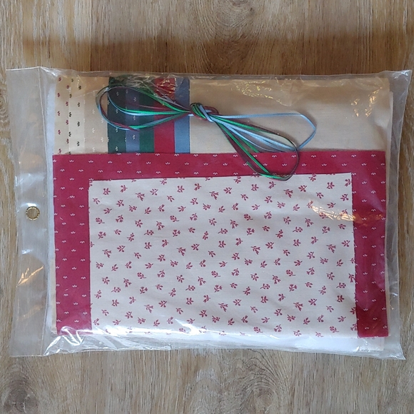 Lot of 2 Christmas Craft Kits Creative Circle Wreath 2330 Yours Truly Ornaments - Picture 8 of 8